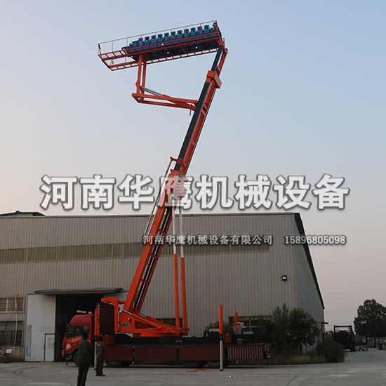 廈門(mén)舉升30米高空壓瓦機(jī)黃昏現(xiàn)場(chǎng)試機(jī)